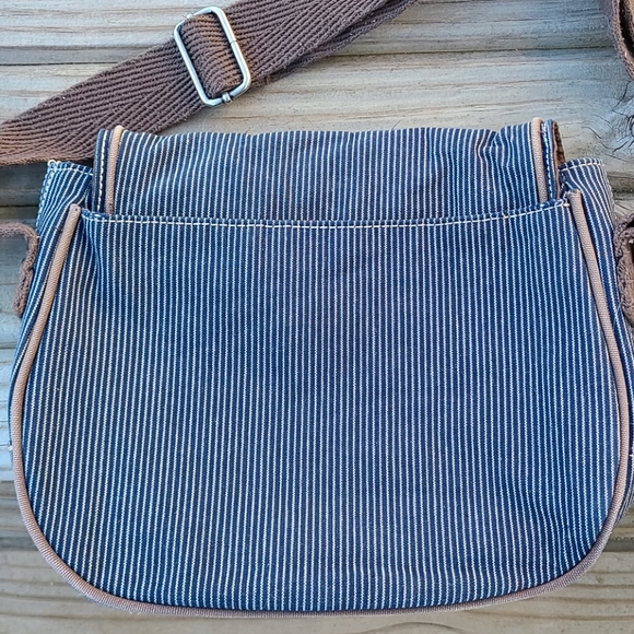 Thirty-one Stripe Handbag Purse - Picture 4 of 4